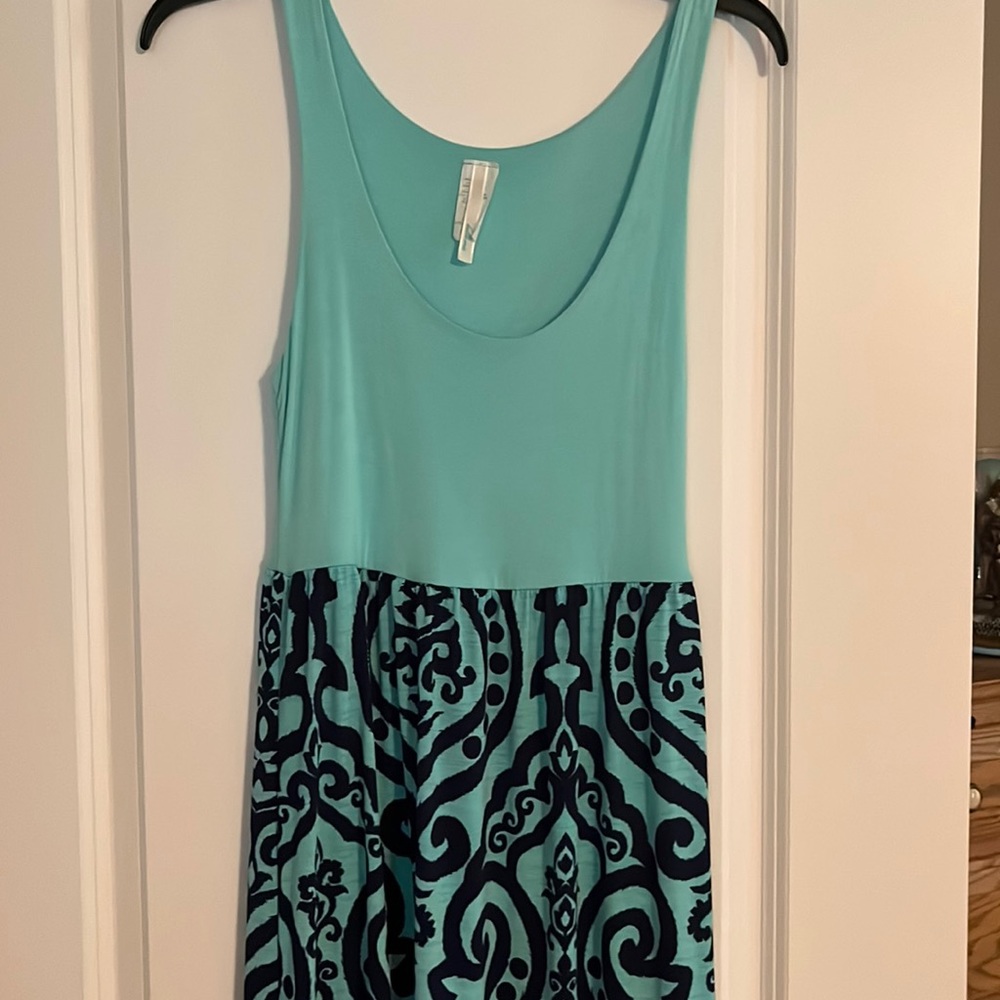 EUC maxi dress. Size small